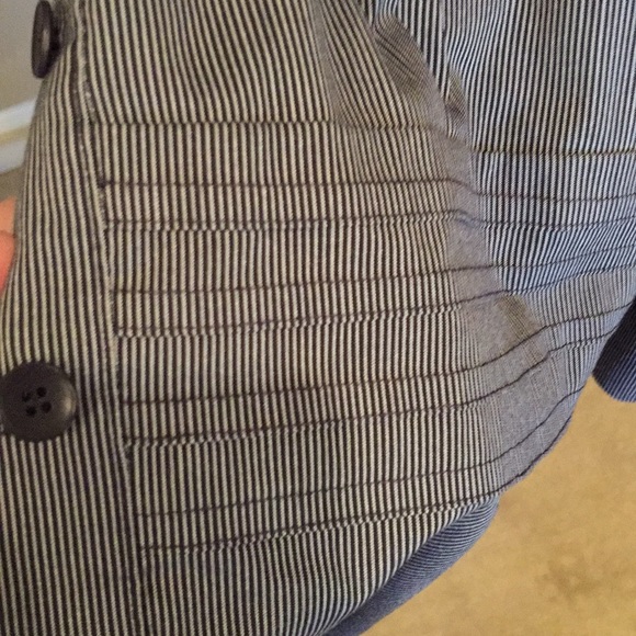 Worth Striped blouse, matching shorts next listing - Picture 3 of 6